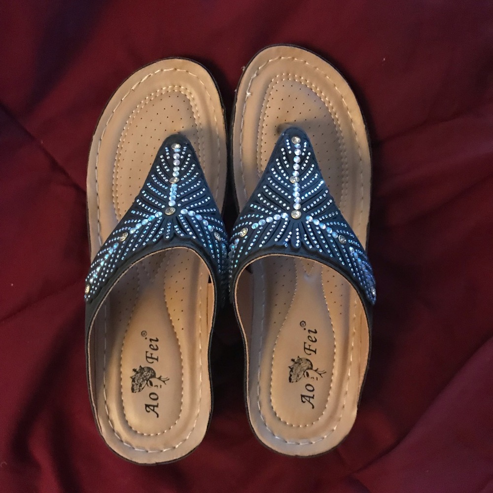 Women’s sandals